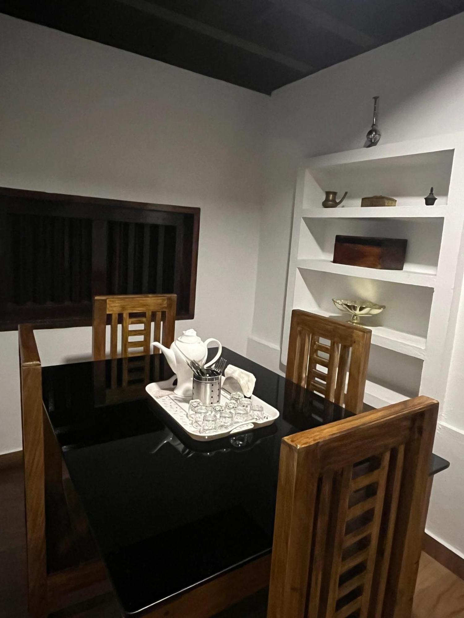 Partho Home Stay Padinjarathara Exterior foto